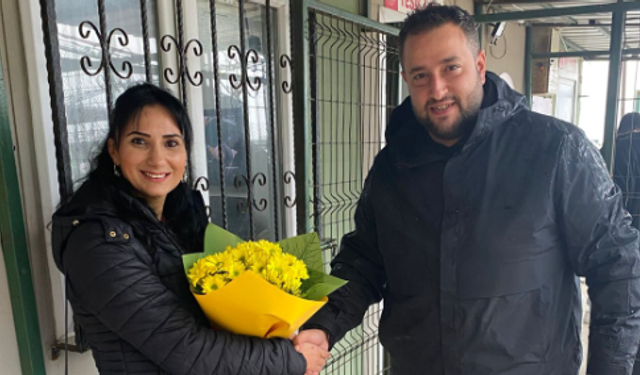 İhsaniyespor’dan Zonguldak Futbolunun İlk Kadın Başkanına Çiçek Jesti