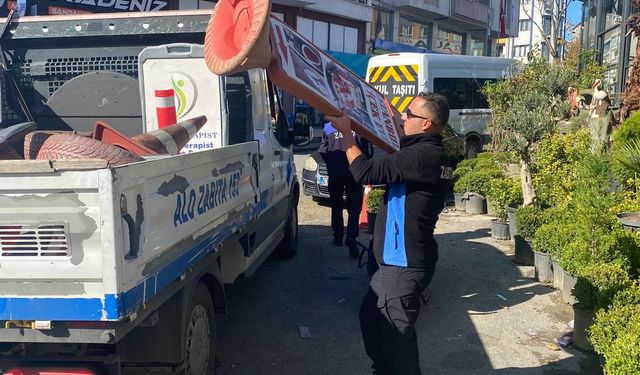 Ereğli'de Kaldırımlar İşgallerden Temizlendi!