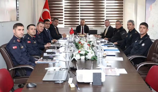 Vali Hacıbektaşoğlu Ereğli'de Asayiş ve Güvenlik Toplantısına Katıldı