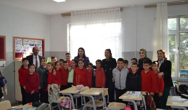 Kilimli Kaymakamı Kübra Demirer’den Okullara Anlamlı Ziyaret