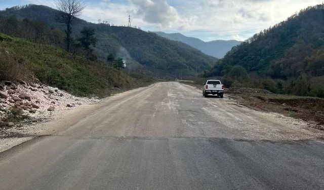 Alaplı’da Ulaşım Atağı Hız Kesmeden Sürüyor