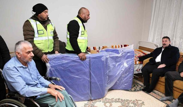 Bir Kapı Çalındı, Bir Gönül Isındı…