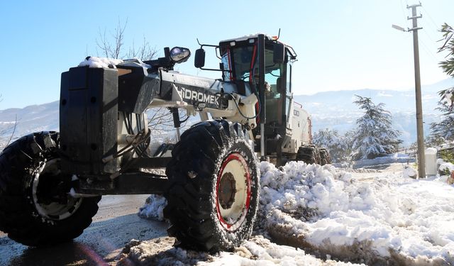 Kdz. Ereğli Belediyesi’nin Karla Mücadele Mesaisi Sürüyor