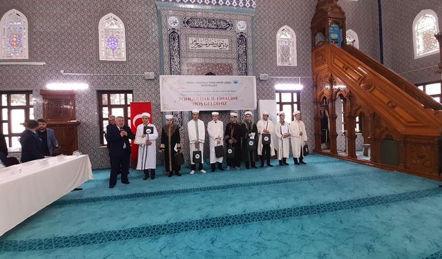 Genç Hatipler Kürsüde Buluştu!