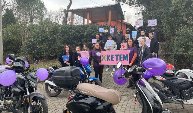Sağlıkçılar Kanser Haftası Nedeniyle Bir Dizi Etkinlik Yaptı...