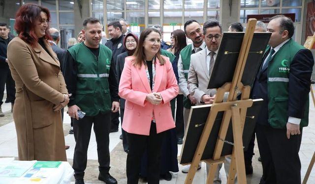 Vali Atölye Sergisi’nde…!