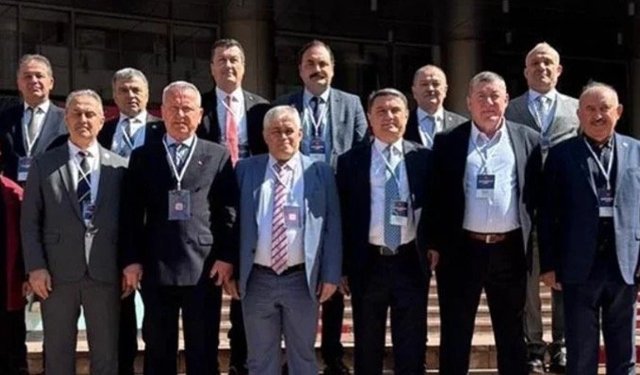 CHP'’li Belediye Başkanları Genel Merkezde Buluştu