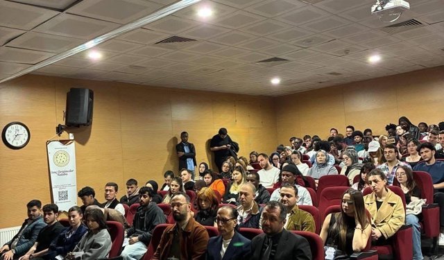 Üniversitede Yeşil Vatan Bilinci Aşılandı!
