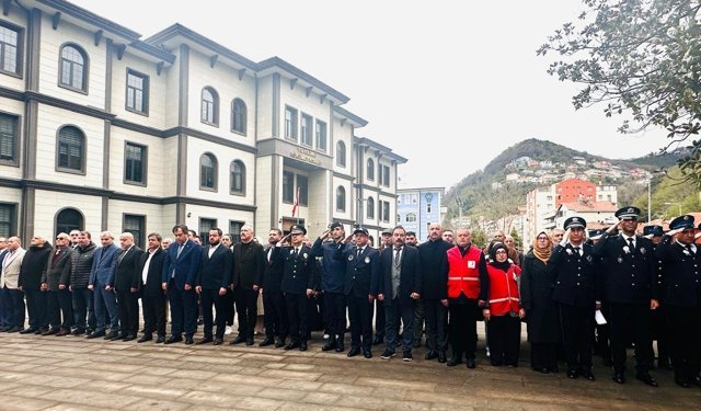 KİLİMLİ'DE POLİS HAFTASI COŞKUSU