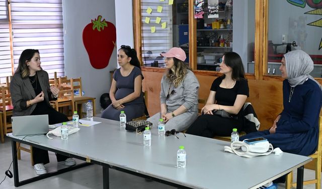 ANNE ADAYLARINA ÖZEL EMZİRME EĞİTİMİ BAŞLADI