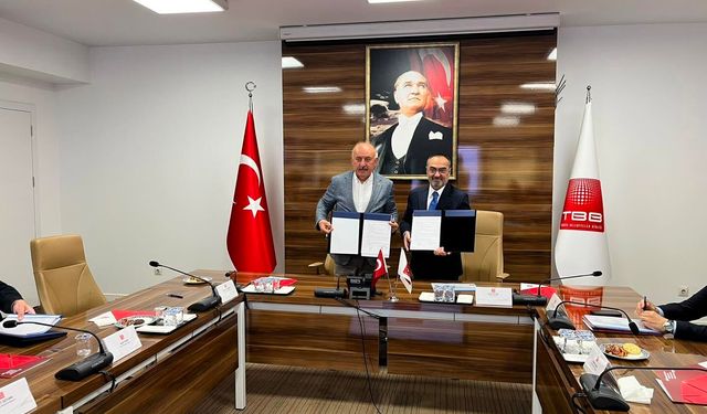 Gökçebey Belediyesi'ne Büyük Destek! TBB ve İBB İle İş Makinesi Protokolü İmzalandı!