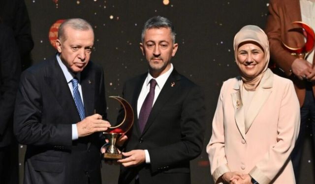 KARDEMİR'e Yılın Kurumsal Kan Bağışçısı” Ödülü