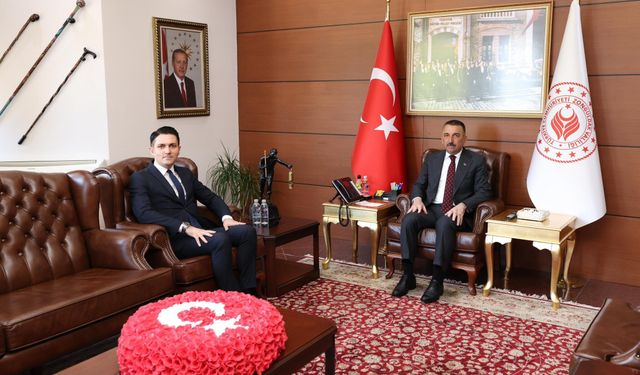 Vali Hacıbektaşoğlu, Kozlu'nun Yeni Kaymakamı Evren Çakır'ı Kabul Etti