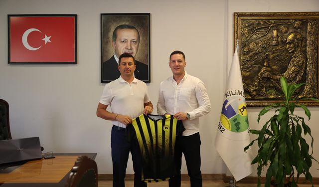 FIBA Hakemi Duhan Köyiçi’ne Başkan Altun’dan Tebrik
