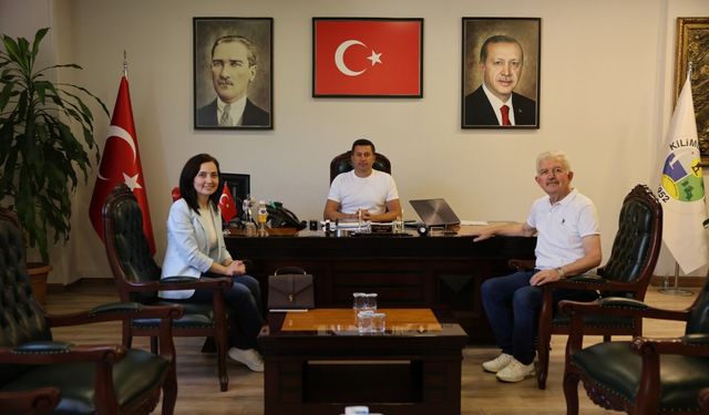 Çocukların Geleceğine Kitaplarla Güçlü Dokunuş