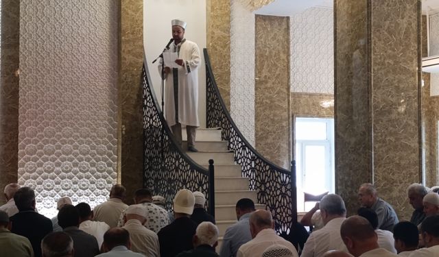 Cuma hutbesinde! Helal Haram Duyarlılığı ve Kaynakların Korunması Vurgulandı