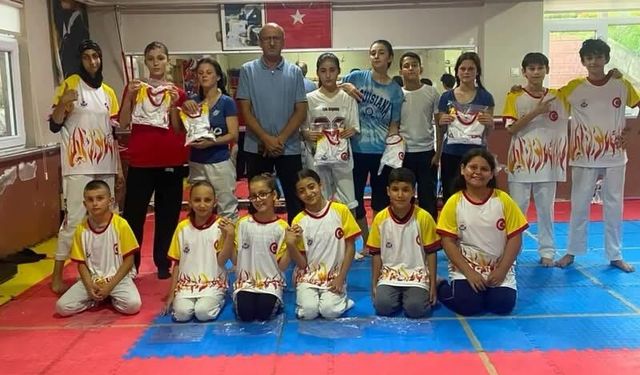 Sporcular Formalarına Kavuştu!