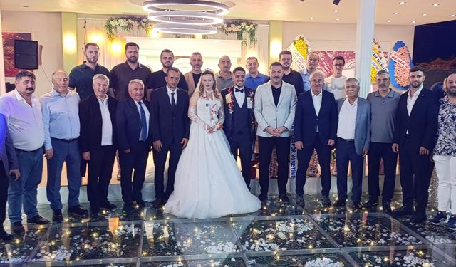 Sudenaz ve Enes Berkay Dünyaevine Girdi