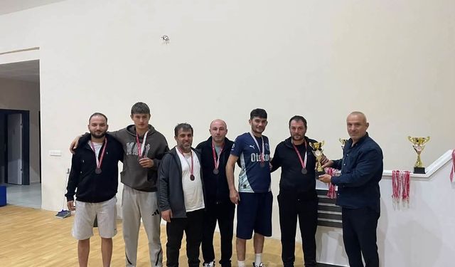 Gelik’te Filenin Sultanları ve Efeleri Sahaya İndi