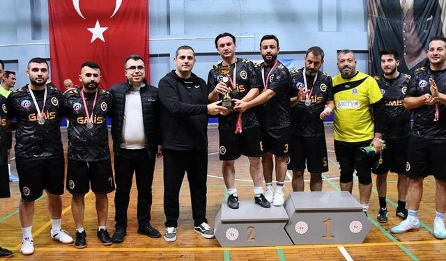 Kamu Spor Oyunları’nda Nefes Kesen Final