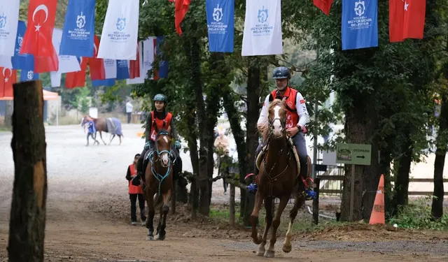 Kocaeli'de Atlı Dayanıklılık Yarışları Düzenlendi