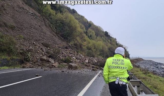 Zonguldak'ta heyelanlar art arda geldi, Alaplı-Kavukkavla karayolu ulaşıma kapandı