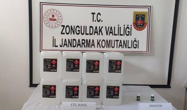 Jandarma’ya 40 litre etil alkol ve anasonla yakalandı...