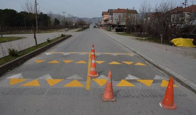 Yol katkı payı için belediyeyi icraya verdiler...