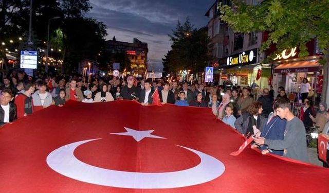 Çaycuma'da fener alayı düzenlendi...