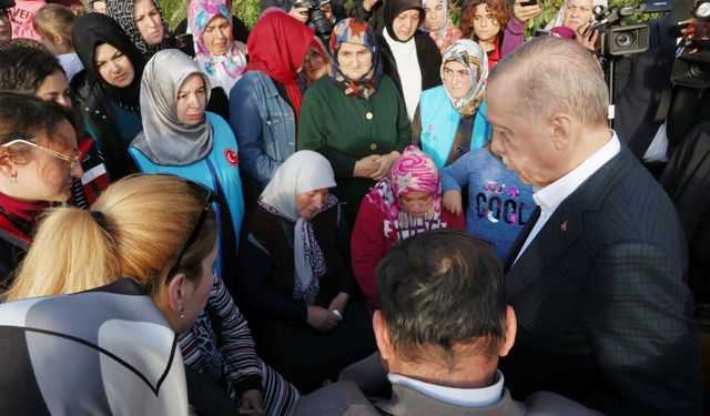 Cumhurbaşkanı Erdoğan, maden kazasında hayatını kaybedenlerin cenaze törenlerine katıldı