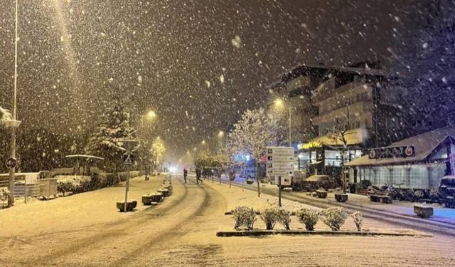 Çaycuma beyazda büründü...