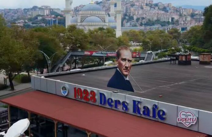 Zonguldak Belediyesi Cumhuriyet Bayramı'nı Kutladı