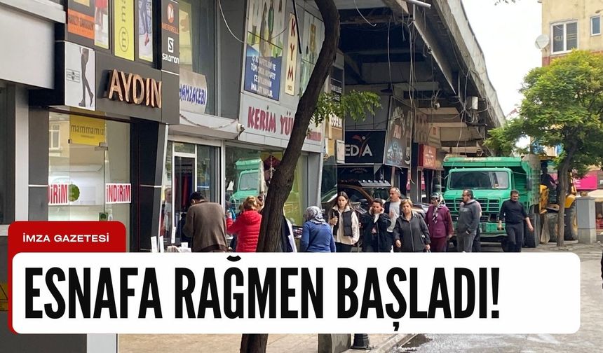 Zonguldak’ta köprü altında esnafların Boşaltmamasına rağmen iş makinesi çalışmaya devam etti.