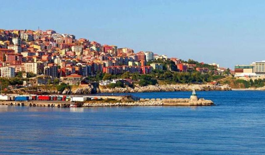 Zonguldak, Ereğli: Türkiye’nin en güzel ilçesi olarak birinci sırada yer aldı.
