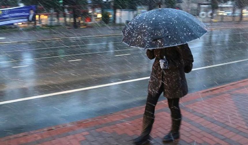 Meteoroloji'den yapılan açıklamaya göre ülkemizin önümüzdeki hafta, 07.01.2024 (Pazar) gününden itibaren Balkanlar üzerinden gelecek olan soğuk ve yağışlı sistemin etkisi altına girmesi bekleniyor.