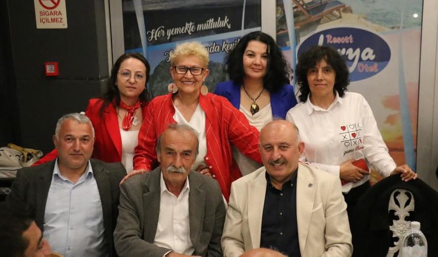 Başkan Öztürk ve THM koro üyeleri yemekte bir araya geldi