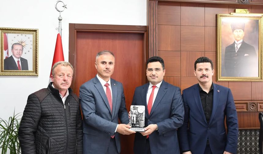 MUTLU’DAN ALAPLI KAYMAKAMI İLE İLÇE EMNİYET MÜDÜRÜNE ZİYARET
