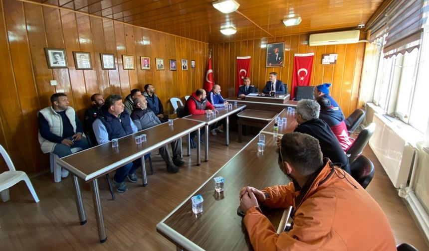 Çatalağzı Belediye Başkanı Yavuz Palabaş'tan pazarcı esnafına uyarı!