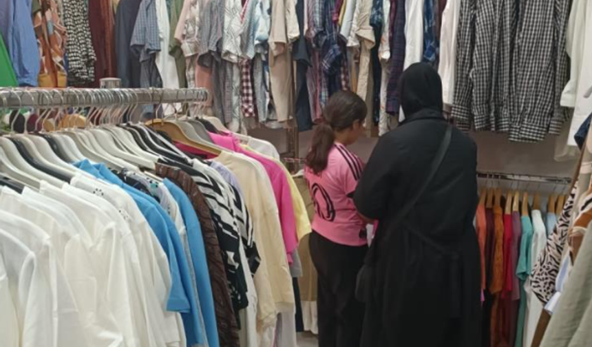 İhtiyaç sahibi ailelere kapılarını açtı