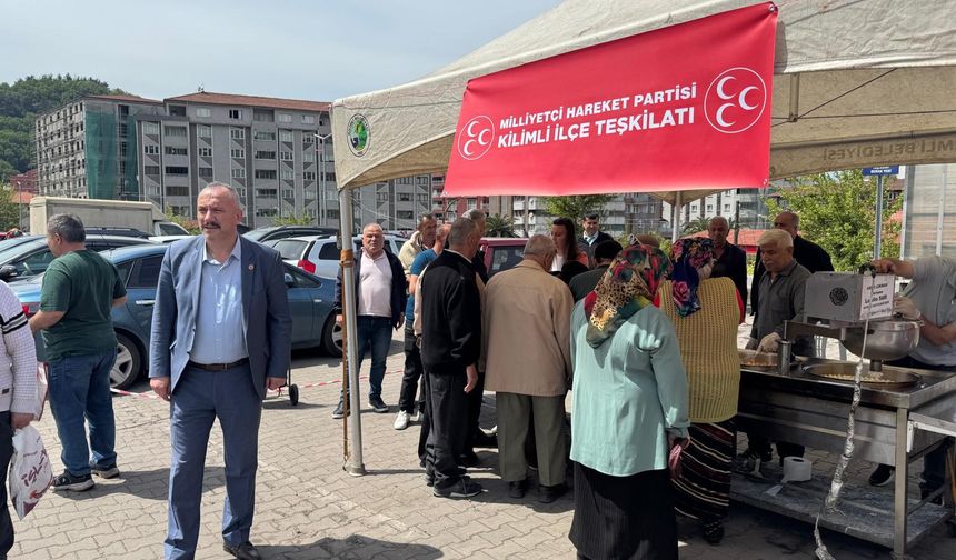 MHP KİLİMLİ İLÇE TEŞKİLATI, ŞEHİTLER İÇİN LOKMA DAĞITTI