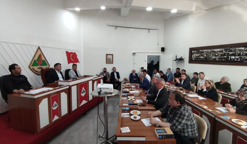 DEVREK'TE BELEDİYE MECLİSİ TOPLANDI: YENİ KARARLAR, YENİ GÜNDEMLER!