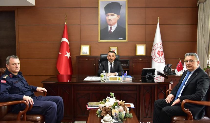 Zonguldak’ta güvenlik ve asayiş toplantısı! Terör, kaçak madencilik ve uyuşturucuya karşı kararlı mücadele!