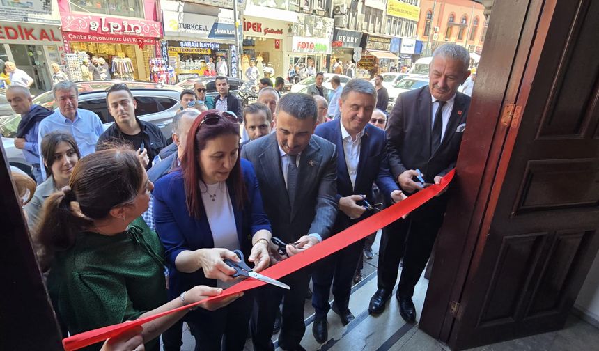 Zonguldak'ta İncelik ve Emek Sahnesi...