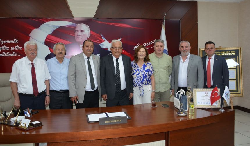Kdz.Ereğli Belediyesi'nde bayramlaşmaya yoğun ilgi!