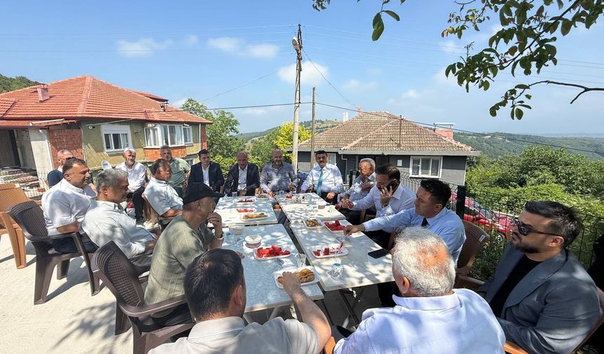 BAYRAMDA GÖNÜLLER BULUŞTU: MUAMMER AVCI BEYCUMA’DA HEMŞEHRİLERİYLE BAYRAMLAŞTI