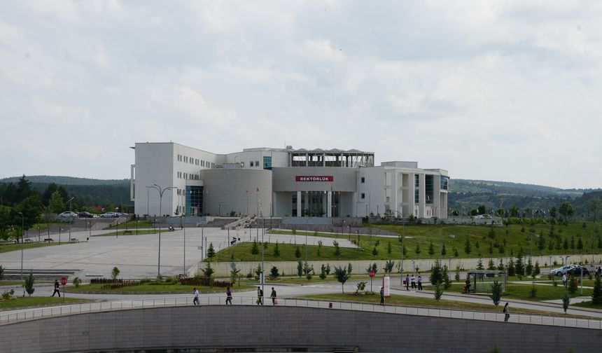 Kastamonu Üniversitesi Urap'ta Yükselişini Sürdürdü!