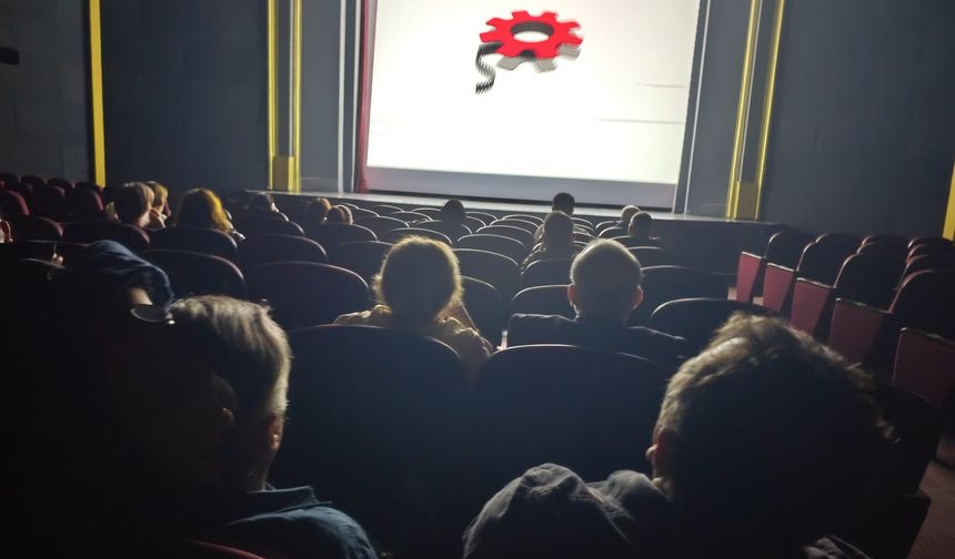 Zonguldak’ta İşçi Sineması Coşkusu: Festival İkinci Gününde Emek ve İsyan Perdede