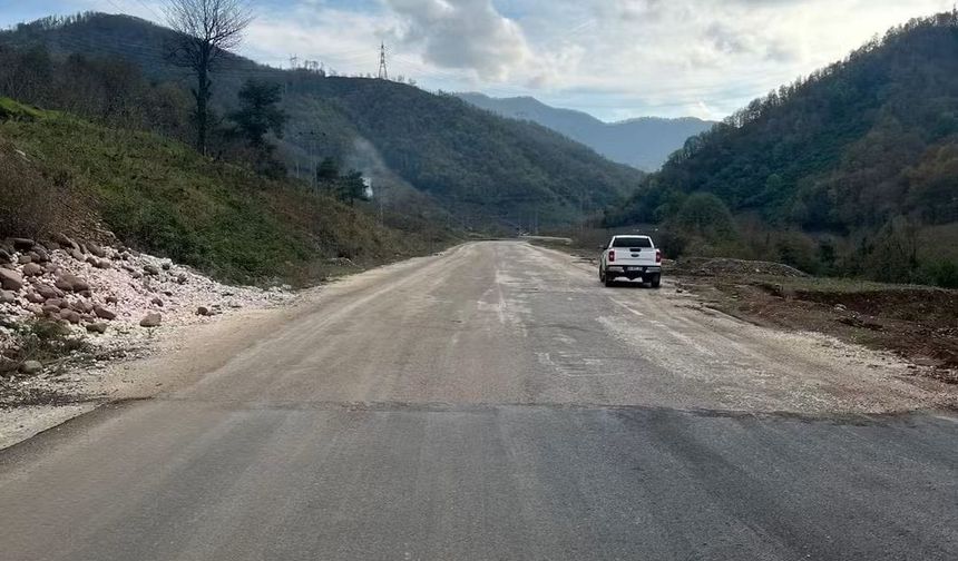 Alaplı’da Ulaşım Atağı Hız Kesmeden Sürüyor