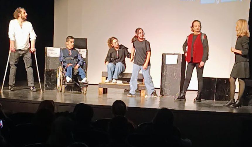 Otogargara Zonguldak'ta Sahnelendi...