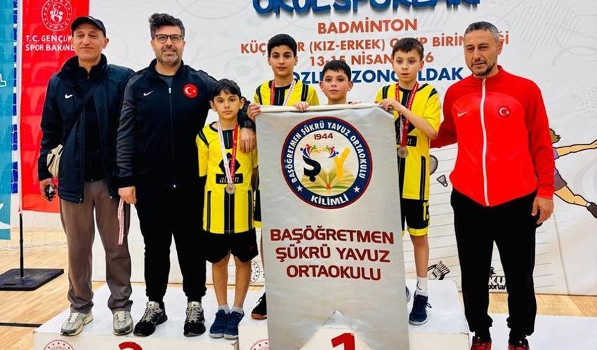 Kilimli Badminton Türkiye Finallerinde!